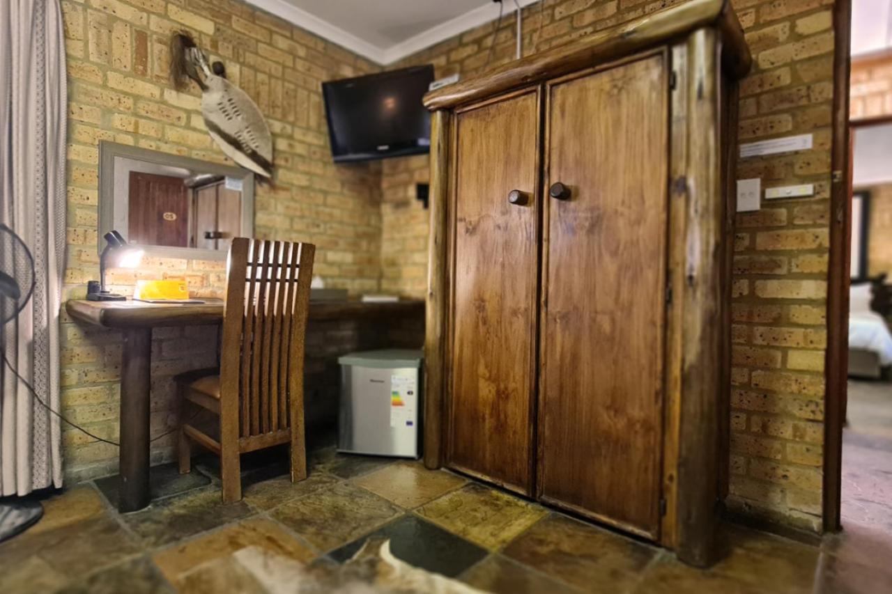 Klein Bosveld Guest House Witbank Buitenkant foto