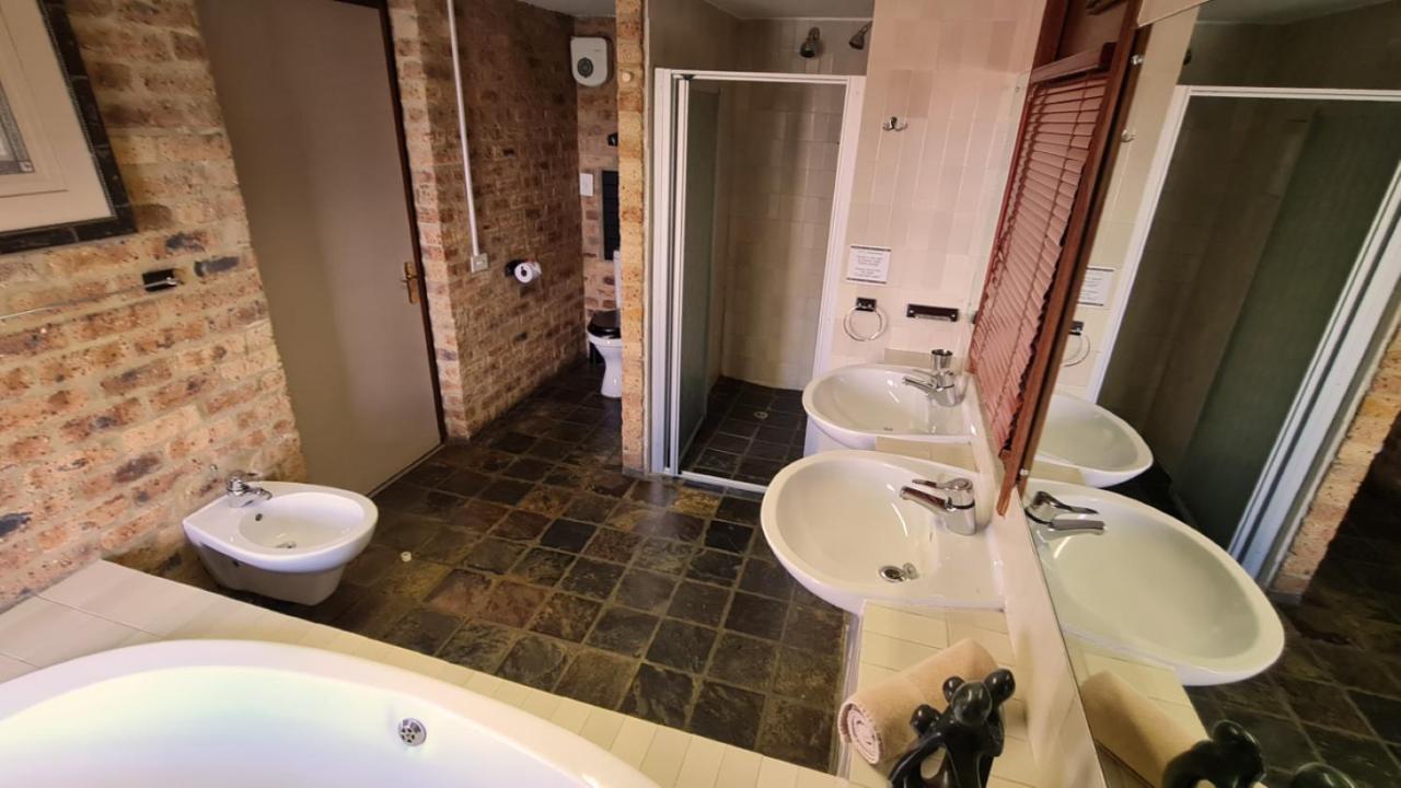 Klein Bosveld Guest House Witbank Buitenkant foto