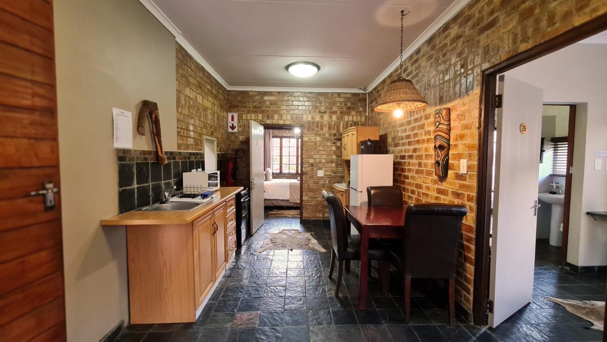 Klein Bosveld Guest House Witbank Buitenkant foto